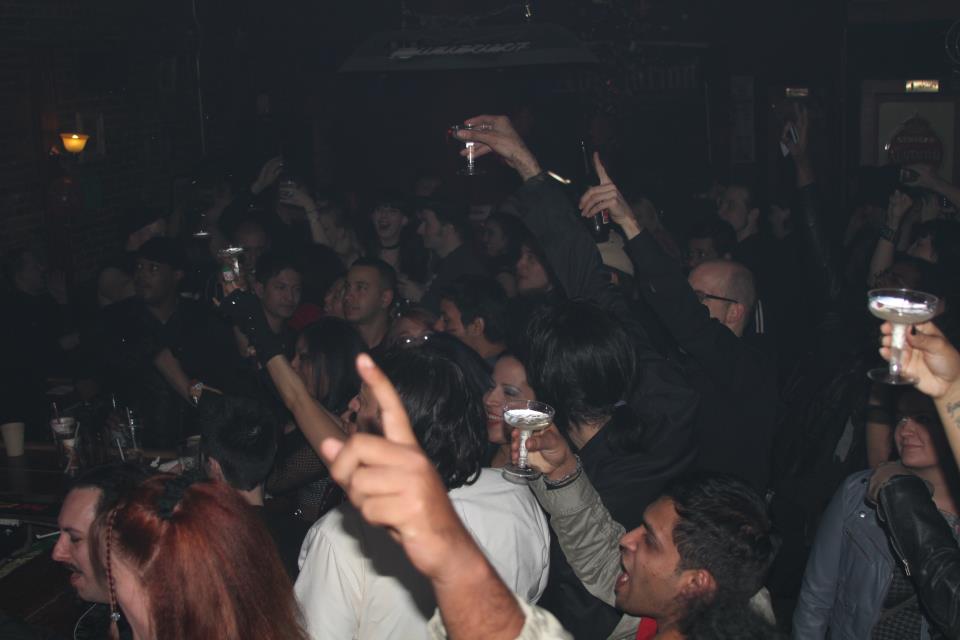 Absolution-NYC-Goth-Club-CrowdNYEtoast.jpg